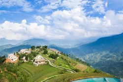 Du lịch 'bụi' tới Đông Nam Á: 1 trong 20 chuyến du lịch hè kinh điển