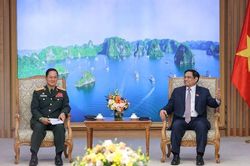Thủ tướng Phạm Minh Chính tiếp Tổng Tham mưu trưởng QĐND Lào