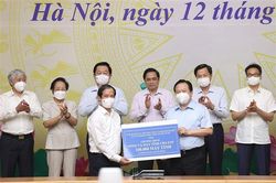 Chương trình 'Sóng và máy tính cho em' đã phân bổ, bàn giao hơn 92.600 máy tính cho 21 tỉnh, thành phố