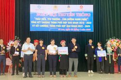 Ngày hội truyền thông 'Thấu hiểu, yêu thương, con đường hạnh phúc'