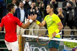 Pháp mở rộng: Lịch sử chờ gọi Nadal và Djokovic