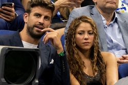 Pique ngoại tình với sinh viên 20 tuổi?