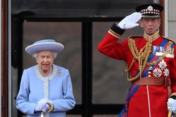 Nữ hoàng Anh Elizabeth II và những kỷ lục thú vị