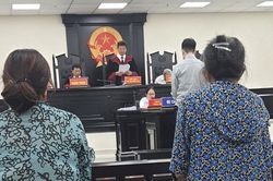Y sỹ lừa hơn nửa tỷ đồng xin việc vào Bệnh viện 19-8 lĩnh án 8 năm tù