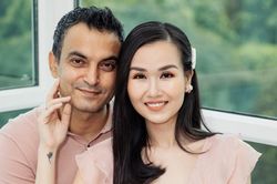 Võ Hạ Trâm đăng đàn thông báo bị 'trà xanh' cướp chồng người Ấn Độ, chuyện gì đây?