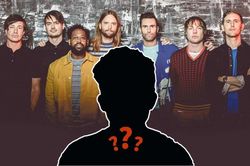 Một nam ca sĩ 'gây sốc' khi dùng nhạc Maroon5 để thỏa mãn 'nhu cầu sinh lý'?