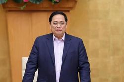Thủ tướng yêu cầu có giải pháp tích cực trong đầu tư công và sách giáo khoa