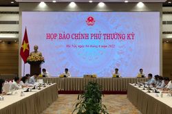 Dịch bệnh được kiểm soát, kinh tế xã hội đã tăng trưởng trở lại