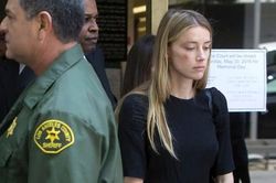 Amber Heard mặc một chiếc váy 6 năm: 'Chơi chiêu' không thành công