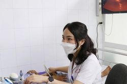 4 khối u xơ tử cung trong người phụ nữ 30 tuổi