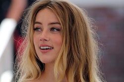 Mọi chuyện đều tại Amber Heard?