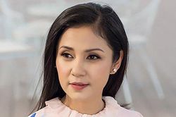 'Nữ hoàng ảnh lịch' Việt Trinh chịu 10 năm thị phi vì 'tài sản vô giá'