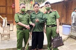 Đẩy mạnh thu hồi vũ khí, vật liệu nổ và công cụ hỗ trợ trong bà con vùng cao Sơn La