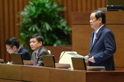 Bộ trưởng Bộ Nông nghiệp và Phát triển nông thôn: 'Tôi sợ nhất câu hỏi đến bao giờ'