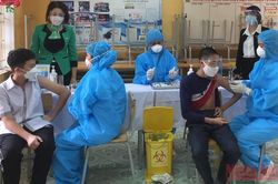 Thái Bình tiếp tục tiêm vaccine ngừa Covid-19 cho trẻ dưới 12 tuổi