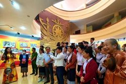 Quảng Bình trưng bày gần 1.000 bức ảnh, tư liệu về Bác Hồ