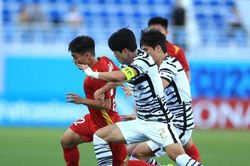 Báo chí châu Á ca ngợi sự phát triển của bóng đá Việt Nam