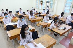 Bộ Giáo dục và Đào tạo: Tuyệt đối không để xảy ra tình trạng 'lạm thu' đầu năm học