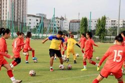 Đội tuyển nữ U18 đặt mục tiêu lớn trong năm 2022