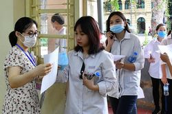 Nơi bảo quản vật dụng của thí sinh phải cách phòng thi tối thiểu 25m