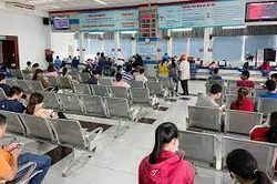 Nữ nhân viên bán vé ô tô khách 'ăn bớt' hàng trăm triệu đồng của doanh nghiệp