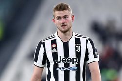 Bóng đá hôm nay 8/6: Ten Hag muốn tái ngộ De Ligt, Pogba kiểm tra y tế ở Juventus