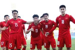 Chấm điểm U23 Việt Nam: Thanh Nhân, Quang Nho hay nhất