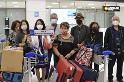 Nhật Bản mở cửa lại du lịch với khẩu trang, bảo hiểm và người đi kèm