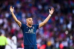 Mbappe tiếp tục đứng đầu Top 100 cầu thủ giá trị nhất thế giới