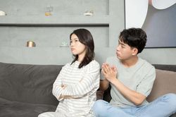 Bạn trai khoe mới mua được căn hộ chung cư 2 tỷ, biết được sự thật, tôi muốn chia tay ngay