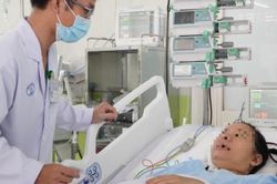 Sản phụ 45 tuổi suýt tử vong do băng huyết vì không biết mình mang thai