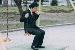 Công ty nào ở Nhật Bản cũng có 'một nhân viên già và không làm gì'