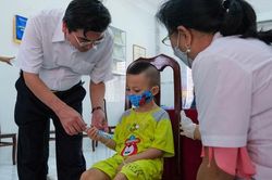 Cần Thơ: Hình ảnh ngày đầu tiên tổ chức tiêm ngừa cho trẻ mầm non 5 tuổi