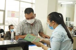 Rút BHXH một lần: Đừng vì lợi ích trước mắt mà đánh mất lợi ích tương lai