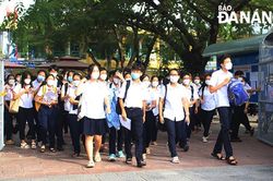 Đề thi Ngoại ngữ khó đạt điểm tối đa