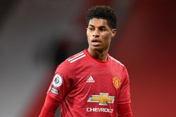 Louis Saha: 'Rashford đừng cố sao chép Ronaldo'