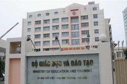 Hai bị can liên quan đến đề thi Sinh học bị khởi tố, Bộ Giáo dục và Đào tạo nói gì?