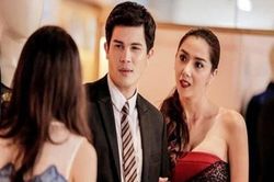 Nhận một cây vàng của tôi trong ngày tái hôn, chồng cũ tái mặt, ôm hết tiền mừng cưới đưa cho tôi