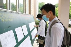 Hà Nội: Giao chỉ tiêu tuyển sinh lớp 10 chương trình song bằng tú tài