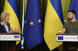 Chủ tịch Ủy ban châu Âu nói về đơn xin gia nhập EU của Ukraine khi lần thứ hai thăm Kiev