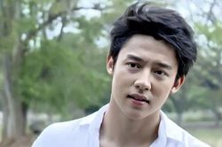 Đem tiền về cho vợ, tôi kinh ngạc khi thấy căn nhà trống trơn