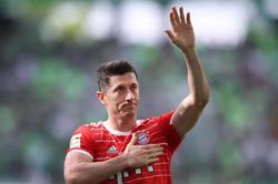 Lewandowski sẽ tới MU vì người thân là fan Quỷ đỏ?