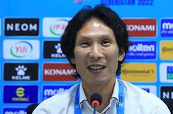 HLV Gong Oh Kyun: 'Thẻ đỏ của Văn Chuẩn là chính xác'
