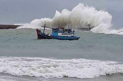 Bão lớn với hướng di chuyển khó lường xảy ra dồn dập vào cuối năm 2022