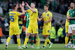 Soi kèo nhà cái Ukraine vs CH Ireland. Nhận định, dự đoán bóng đá Nations League (01h45, 15/6)