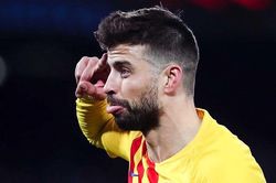 Gerard Pique bất ngờ bị Xavi thẳng tay loại bỏ ở Barca