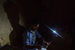 Kế hoạch của EU loại bỏ nhiên liệu Nga đưa Pakistan 'chìm vào bóng tối'
