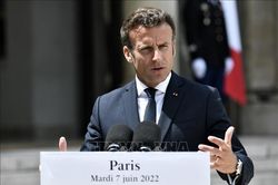 Pháp bầu Quốc hội vòng 1: Liên minh của Tổng thống Macron thắng sít sao