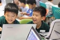 Bảo vệ trẻ trên không gian mạng