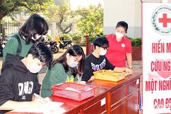 Những gương sáng cộng đồng
